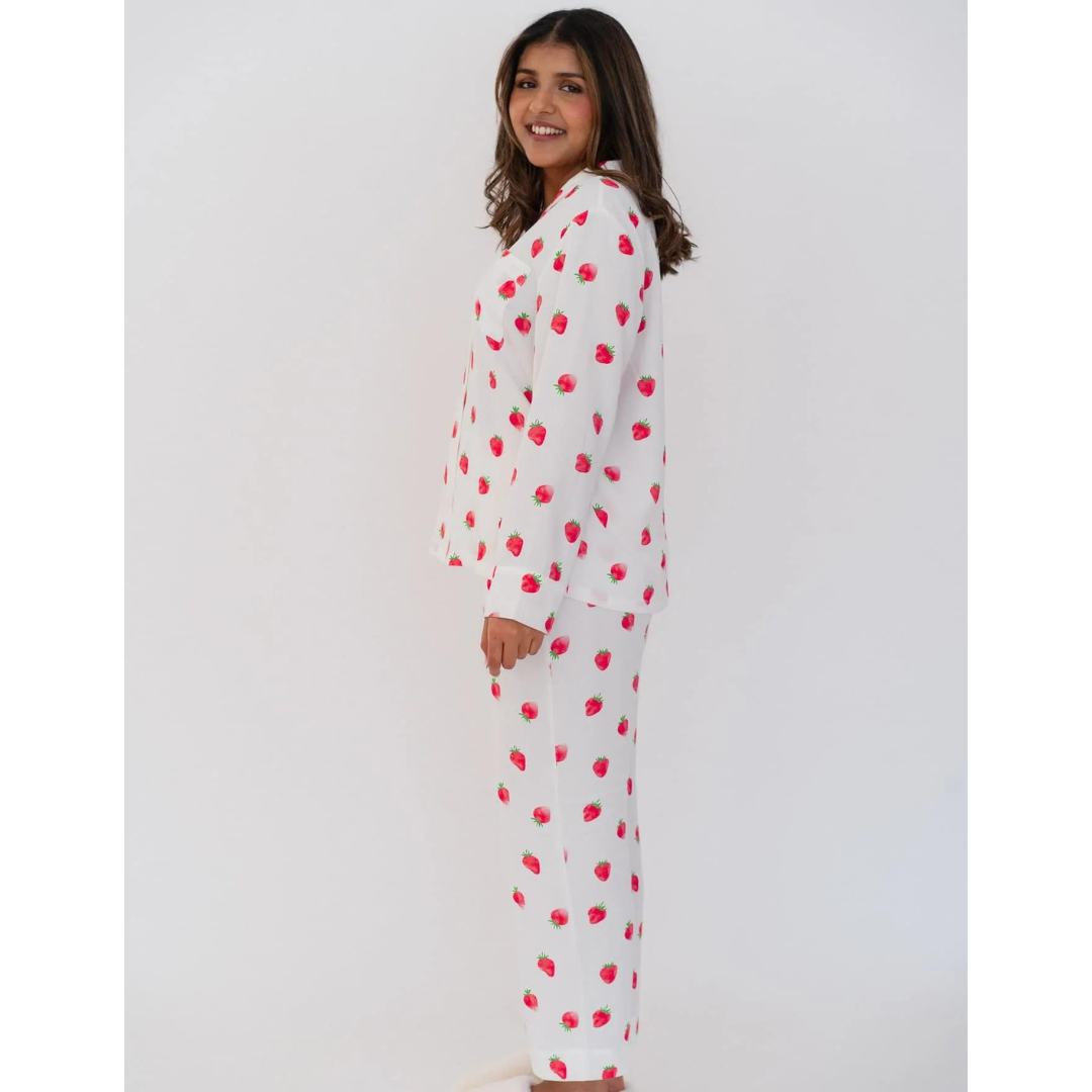 Cosie - Strawberries & Cream Winter Set